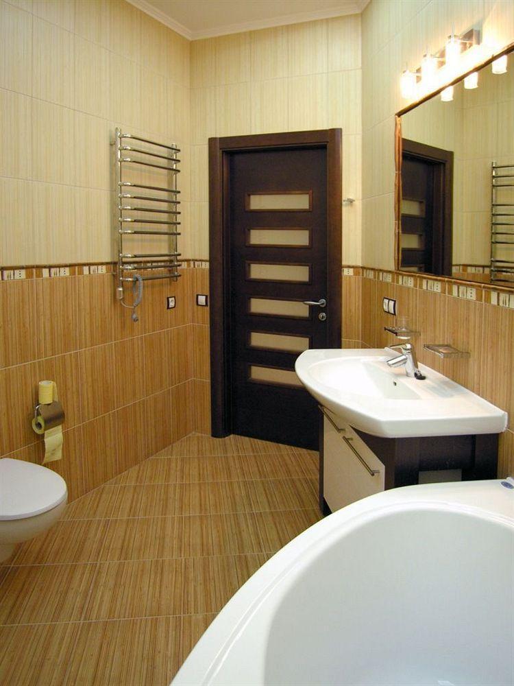 Pecherskie Lipki Hotel Kijów Zewnętrze zdjęcie